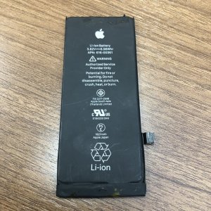 iPhone8バッテリー交換修理