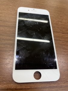 iPhone8フロントパネル交換修理