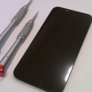 iPhone13フロントパネル交換