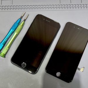 iPhoneSE3 アイフォンSE3 液晶交換修理