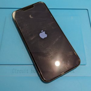 iPhone13 基板修理