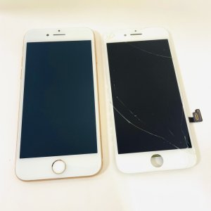 iPhone8 フロントパネル交換修理