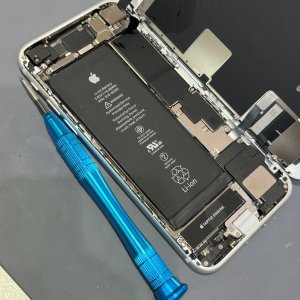 iPhone8 バッテリー交換