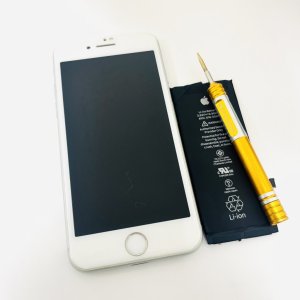 iPhone8 バッテリー交換修理