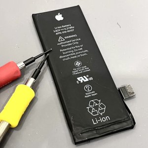 iPhonSE バッテリー交換