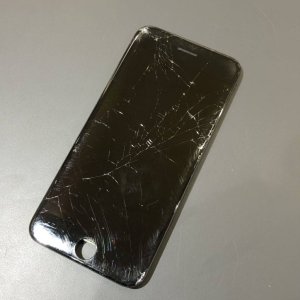 iPhoneSE3 パネル交換