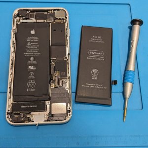 iPhone8 バッテリー交換
