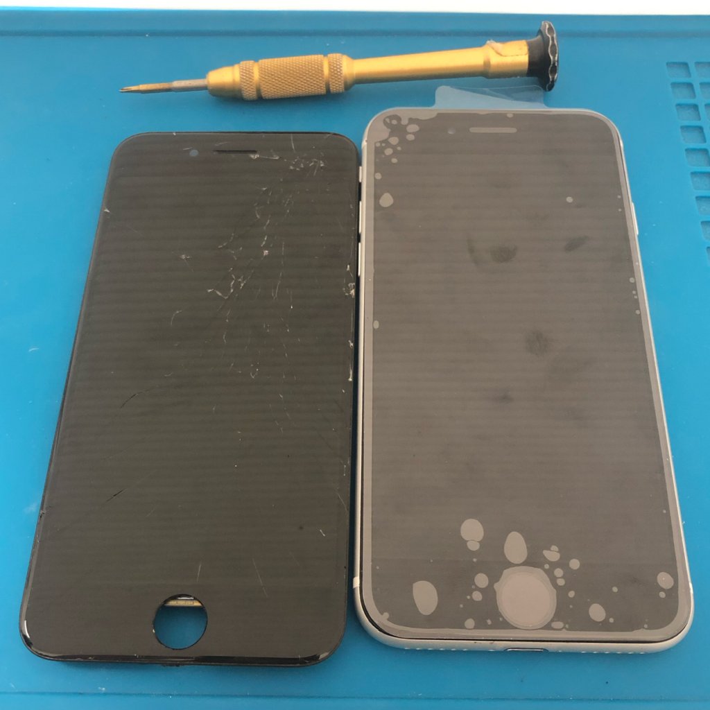 iPhoneSE2 パネル交換