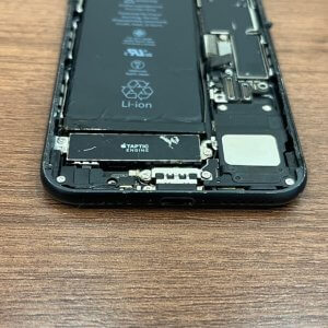 川口でiPhone充電の修理