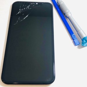 iPhoneXS フロントパネル交換