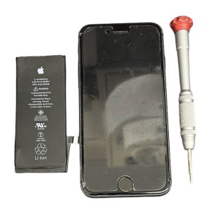 iPhone8+ バッテリー交換 即日修理