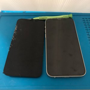 iPhone12 液晶交換