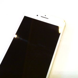 iPhone8Plus フロントパネル交換