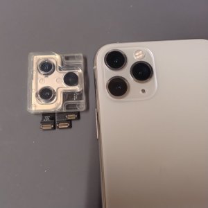 iPhone11Pro　アウトカメラ交換