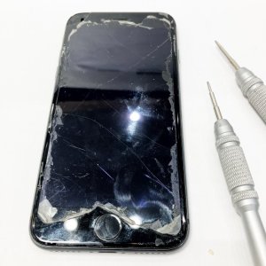 iPhone 8 液晶交換