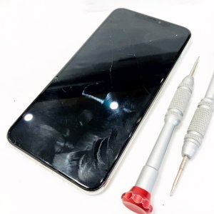 iPhone 11 液晶交換