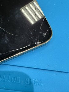 iPhone12  アイフォン12 液晶交換