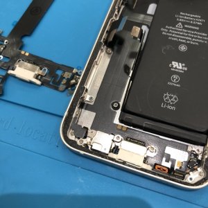 iPhone12mini アイフォン12ミニ ライトニング交換