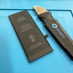 iPhone8 バッテリー交換