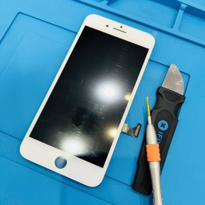 iPhone8plus フロントパネル交換