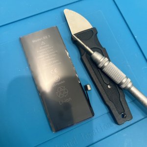 iPhoneSE3 バッテリー交換