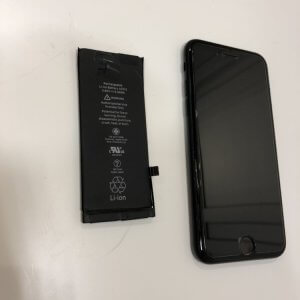 iPhoneSE2　バッテリー交換修理