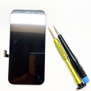 iPhone12　フロントパネル交換