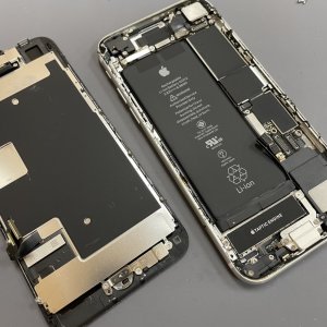 iPhoneSE【第二世代】バッテリー交換