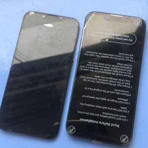 【iPhone13mini 液晶交換】液晶画面に不具合を感じた時は症状が悪化するおそれがありますのでお早めにご相談下さい!!｜前橋市大手町