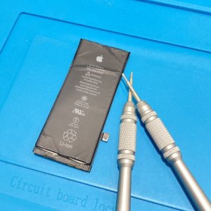 iPhone8 バッテリー交換