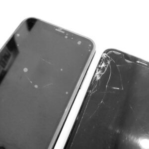 iPhoneXR 落下破損 パネル交換