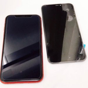 iPhone11 落下ブラックアウト 液晶交換