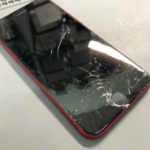 iPhoneSE2 落下破損 パネル交換