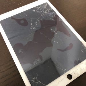 iPad 6 パネル交換