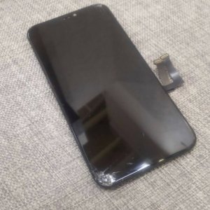 iPhone11 液晶交換