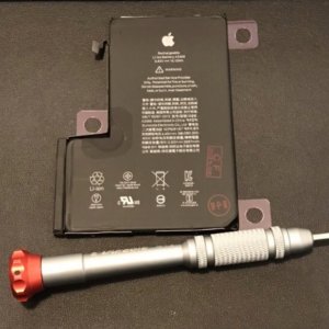 iPhone12 バッテリー交換