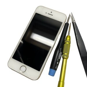 iPhone5S 液晶交換