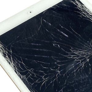 iPadmini4 フロントパネル交換