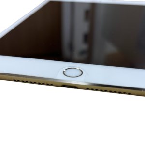 iPadmini4 ライトニング修理