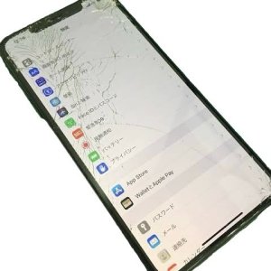 iPhone11Pro　パネル交換