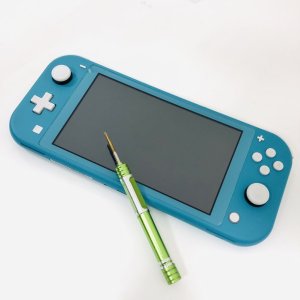 NintendoSwitchLite 液晶交換修理
