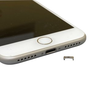 iPhone8　ライトニング清掃(ゴミ詰まり)