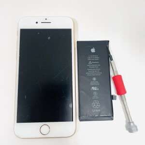 iPhone8 バッテリー交換修理