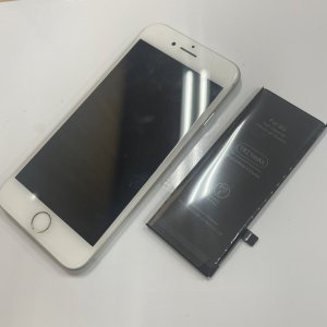 iPhone8　バッテリー交換