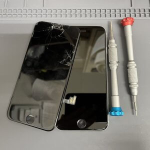 iPhoneSE2 液晶交換 即日修理