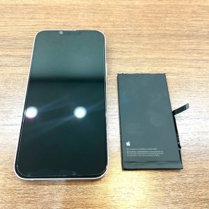 iPhone14Plus修理 バッテリー交換｜川口市差間