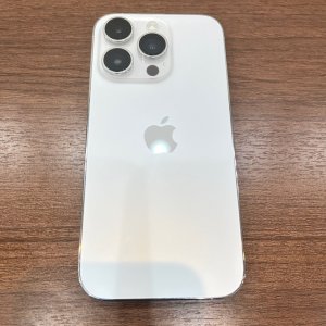 川口でiPhone背面ガラス修理（バックパネル）｜スマホ修理SHOP川口店