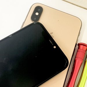 iPhoneXS　液晶交換