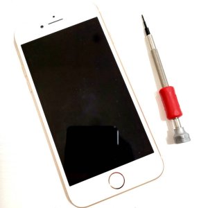 iPhone8 フロントパネル交換