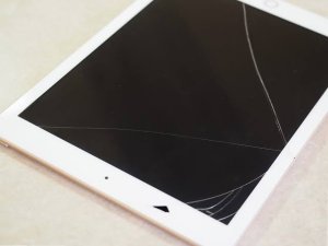 iPad Air2 フロントパネル交換